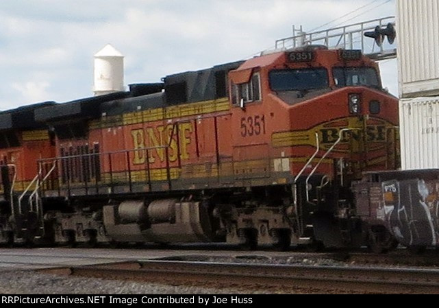 BNSF 5351